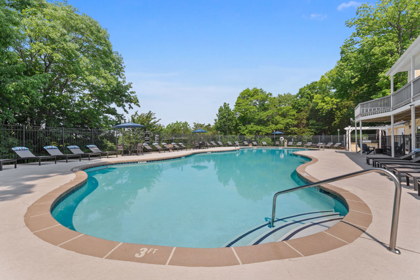 Brentwood Oaks Image 34