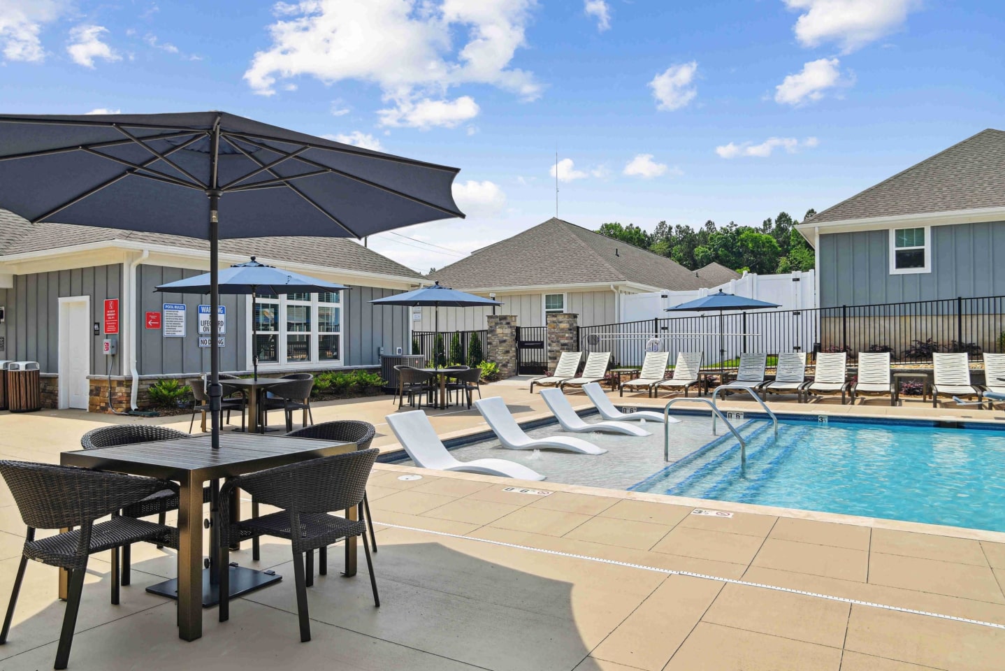 Zora University Townhomes Image 13