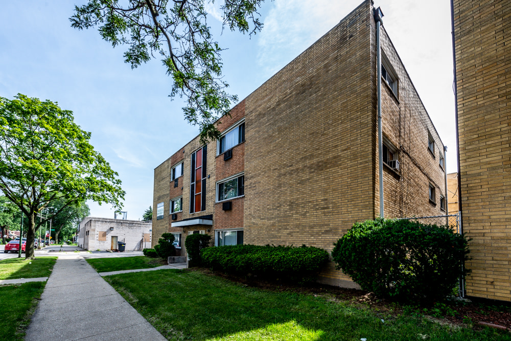 8515 S Green Image 2