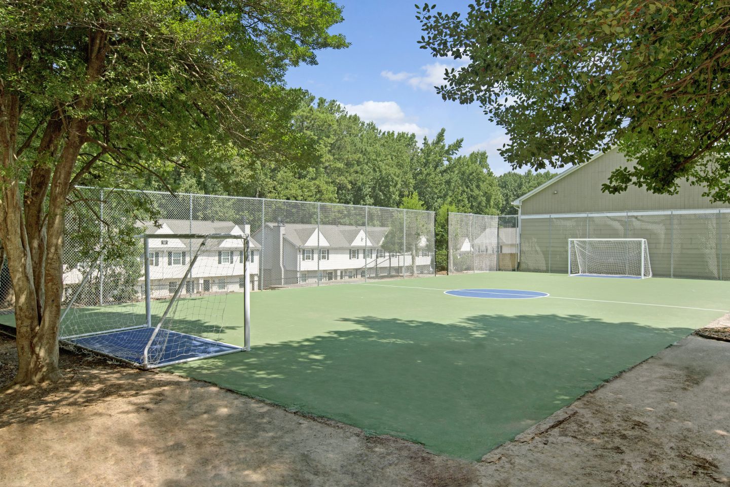 Dunwoody Glen Image 14