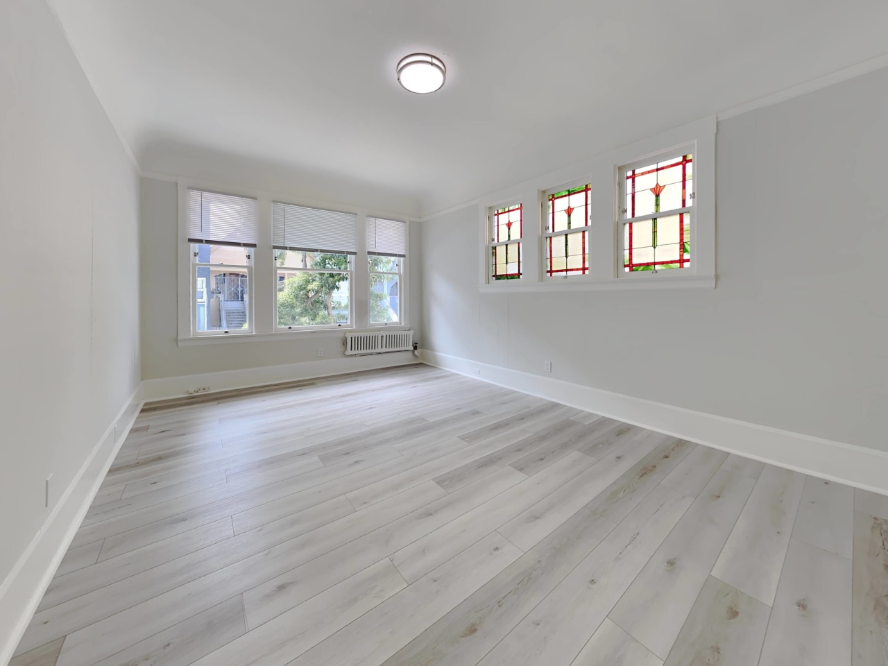590 8th Ave Image 14