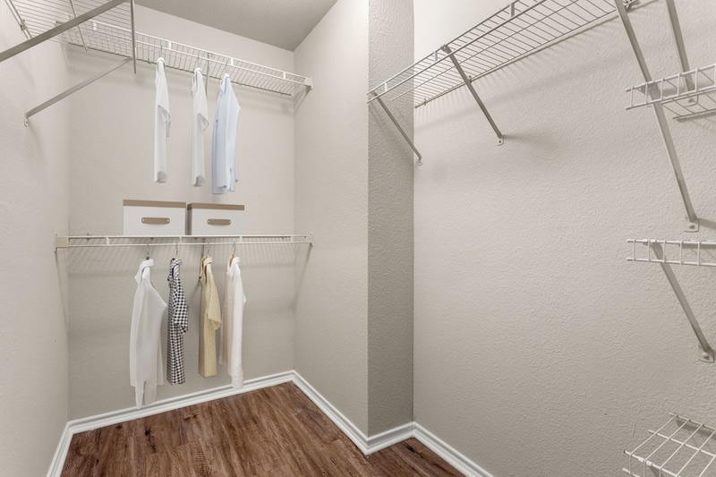 Elan Apartment Homes Image 6