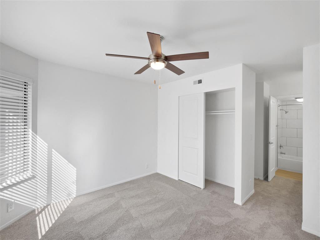 James Pointe Apartments Image 81
