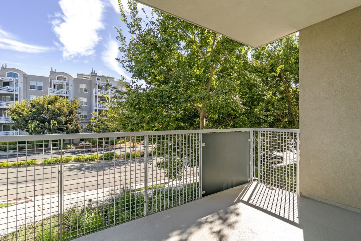 550 Moreland Image 12
