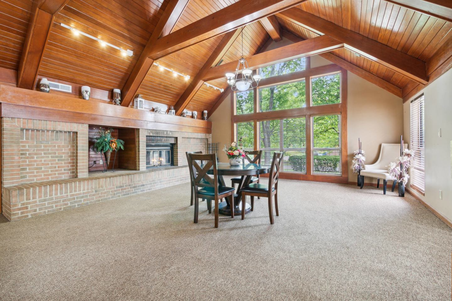 The Oaks at Woodridge Image 17
