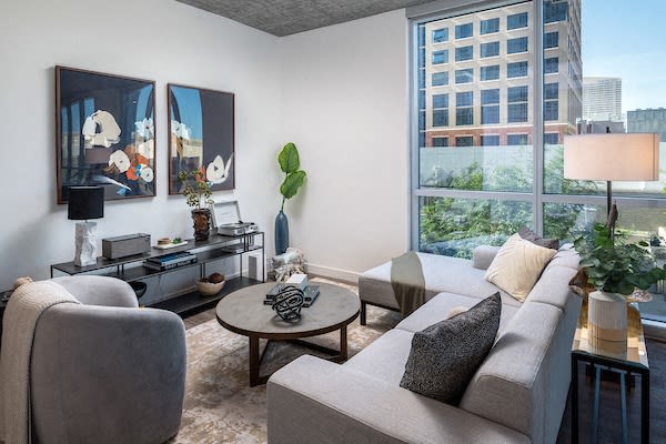 Adeline Luxury Living Image 29