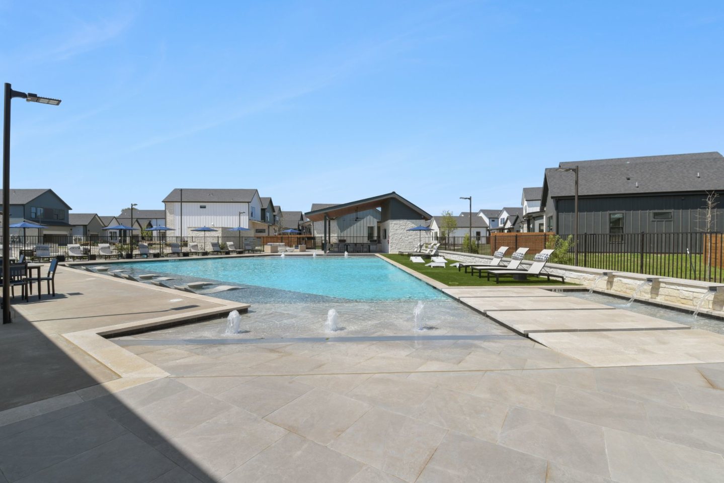 Vireo Twelve Oaks Image 6