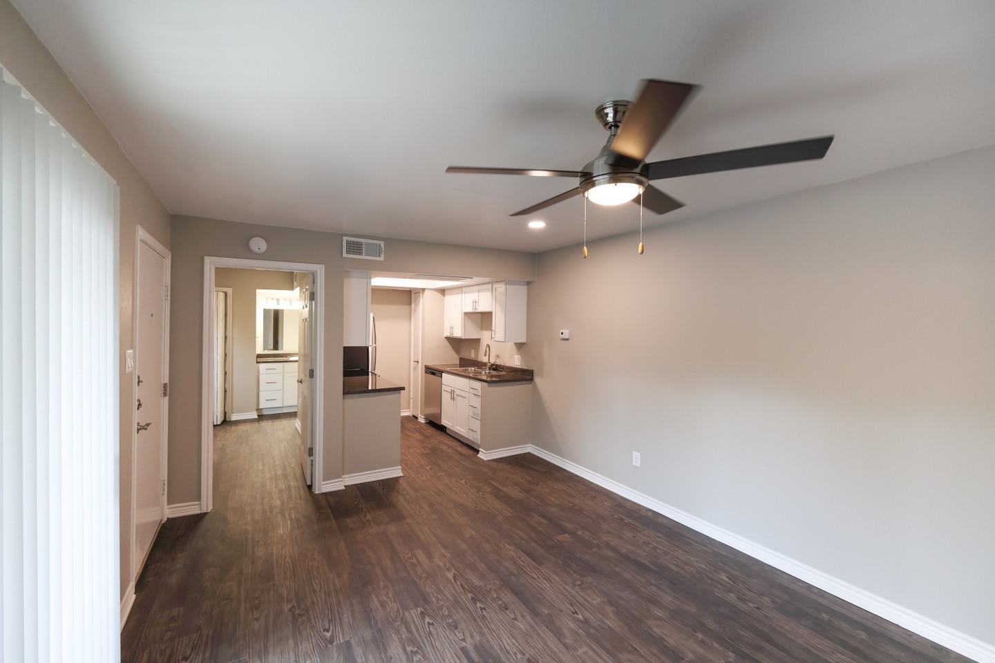 Fox Run Apartments Image 1