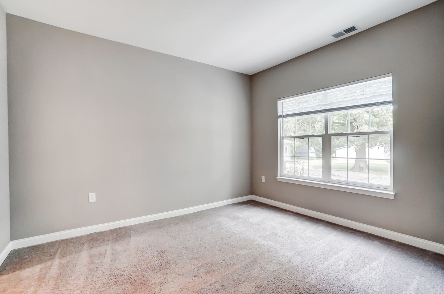 Premier Flats Image 15