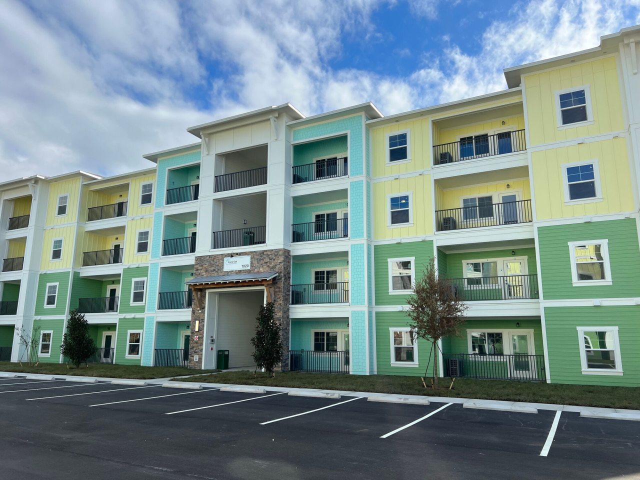 Grand Oak Apartments Image 8
