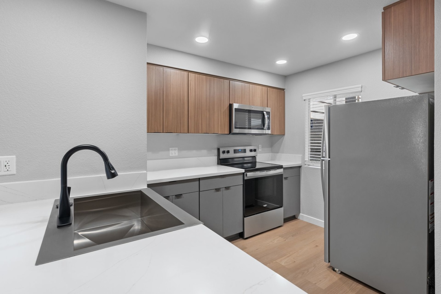 The Grand Costa Mesa Image 20