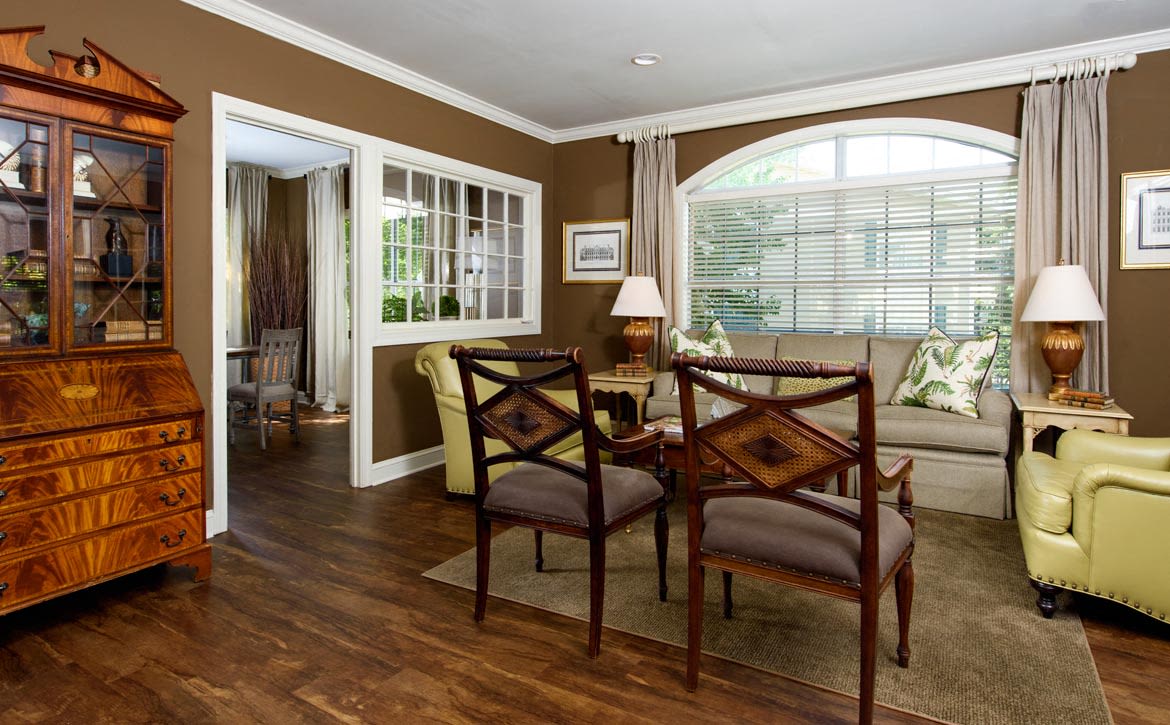 Walton Grove Image 9