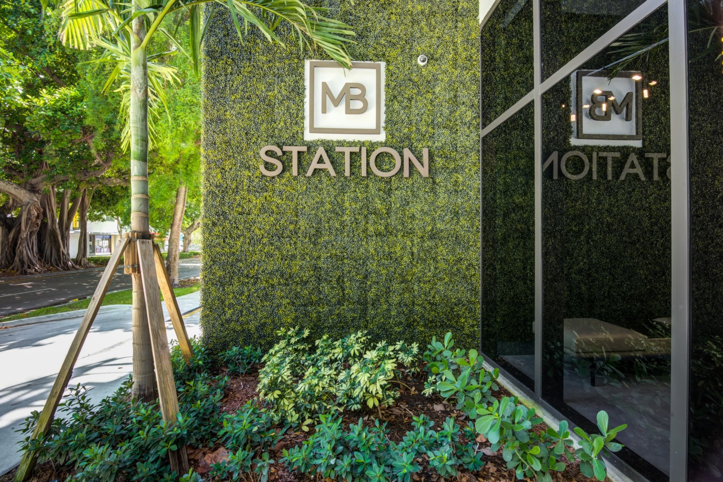 MB Station Image 19