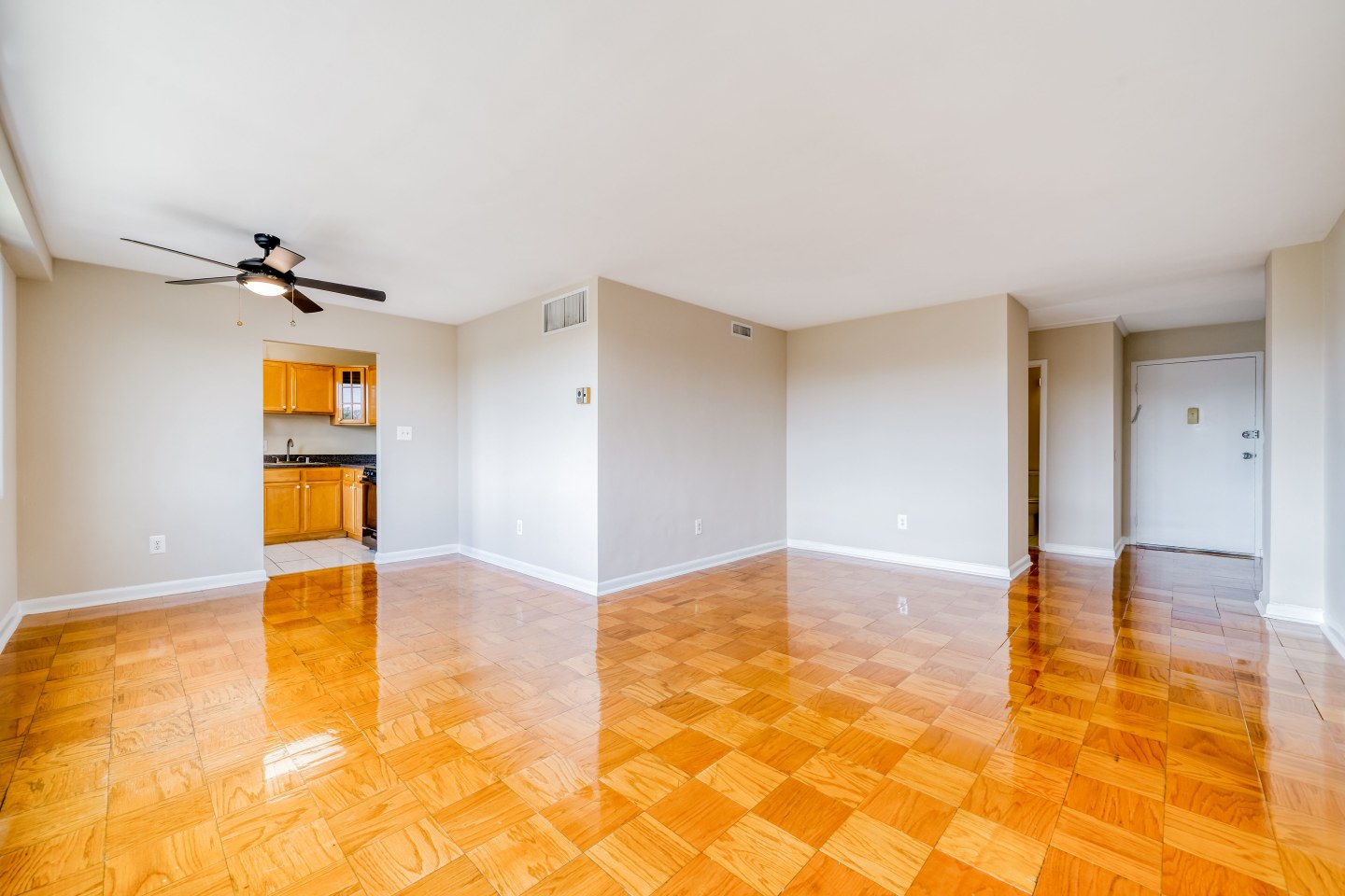 8600 Apartments Image 7