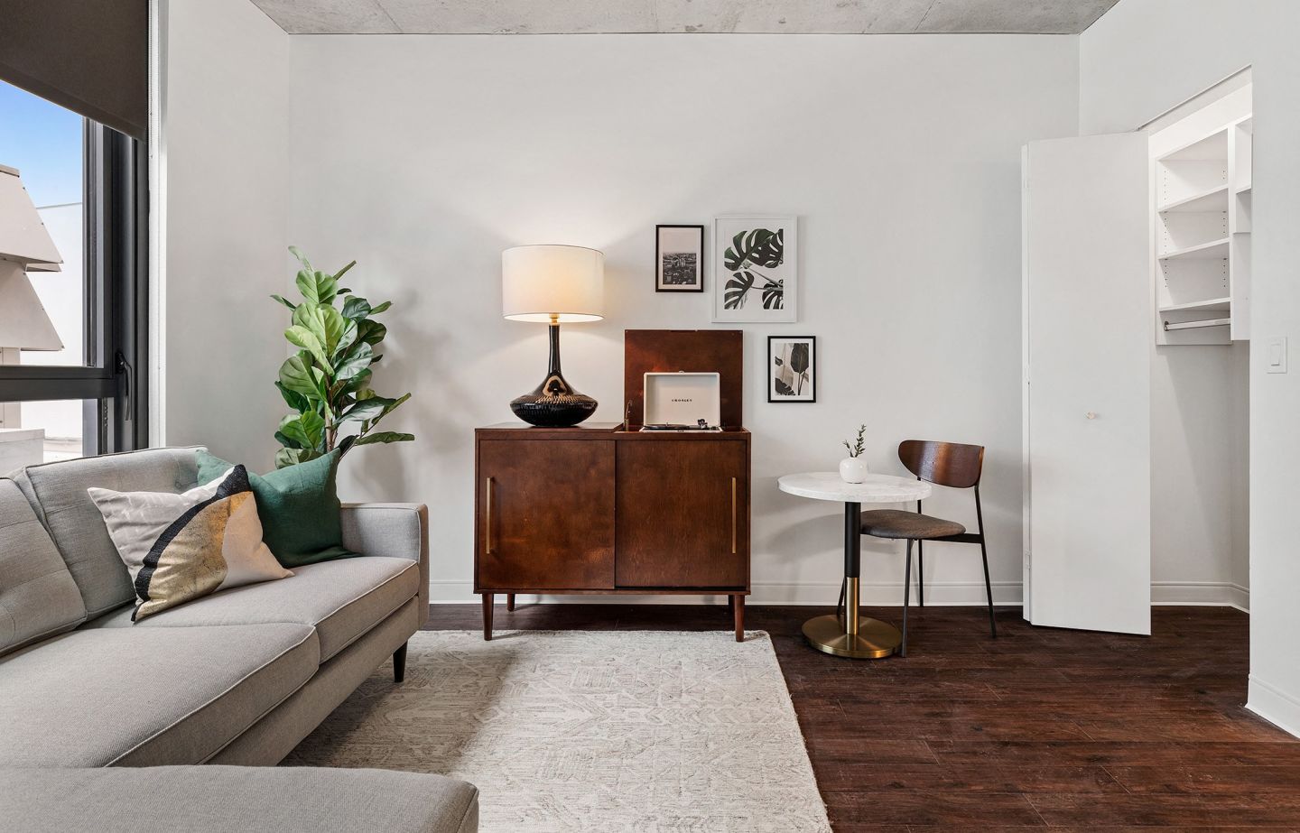 Panorama Apartments Image 36