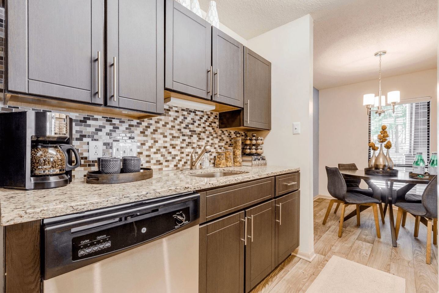 Affordable Housing - Madison Southpark Apartment Homes Image 22