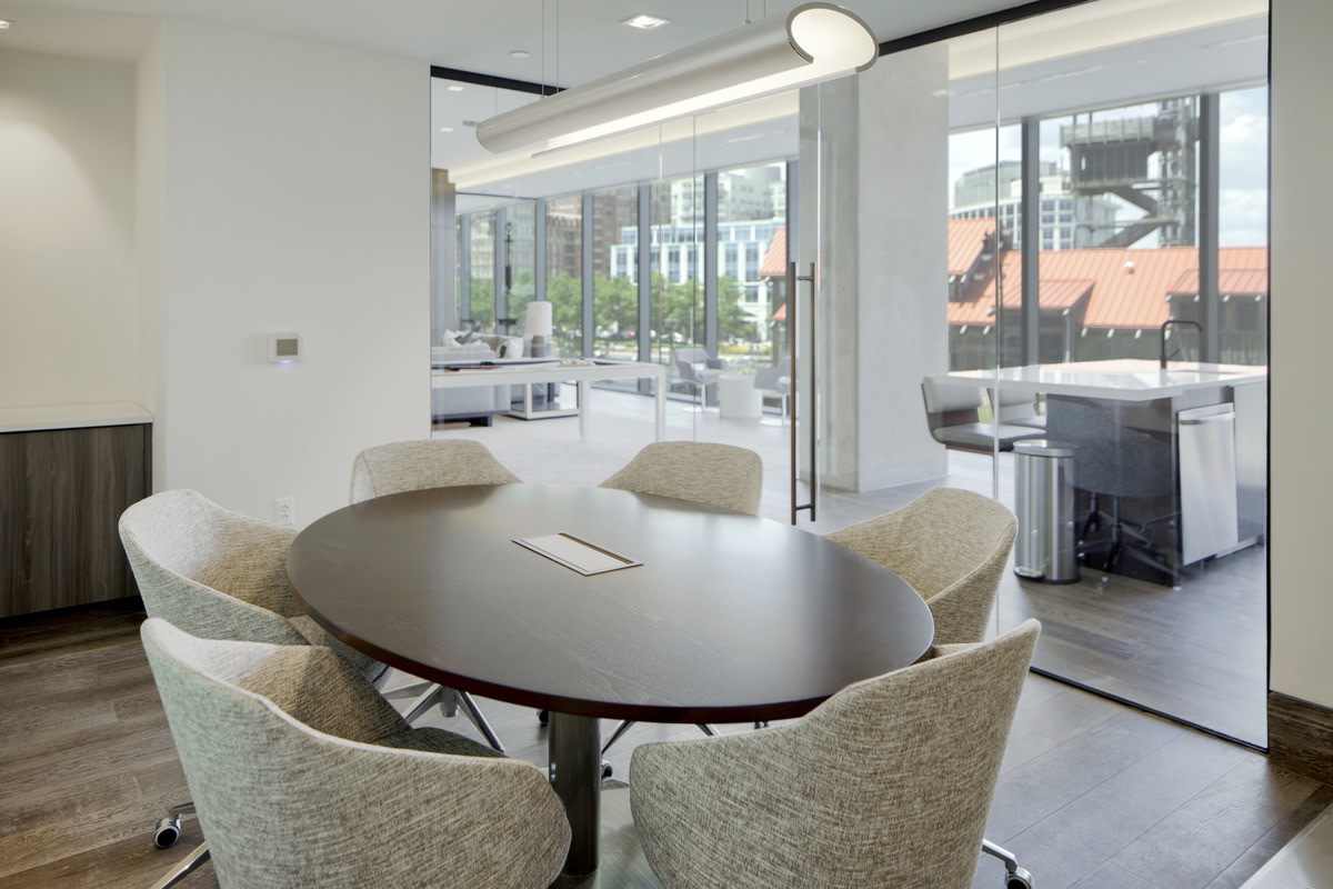 1305 Dock Street Image 8