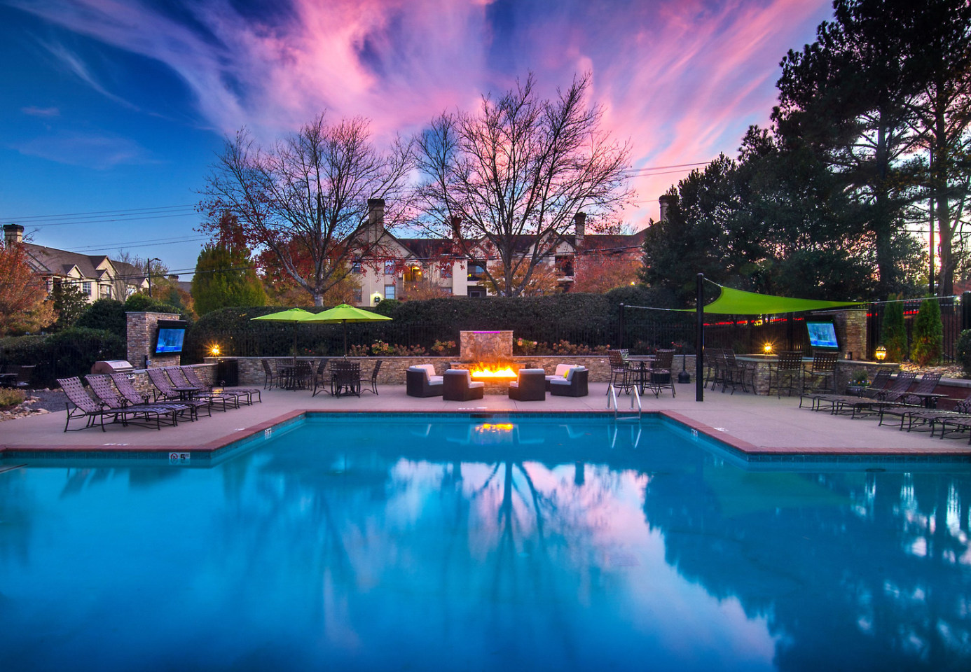 Dunwoody Gables Image 1