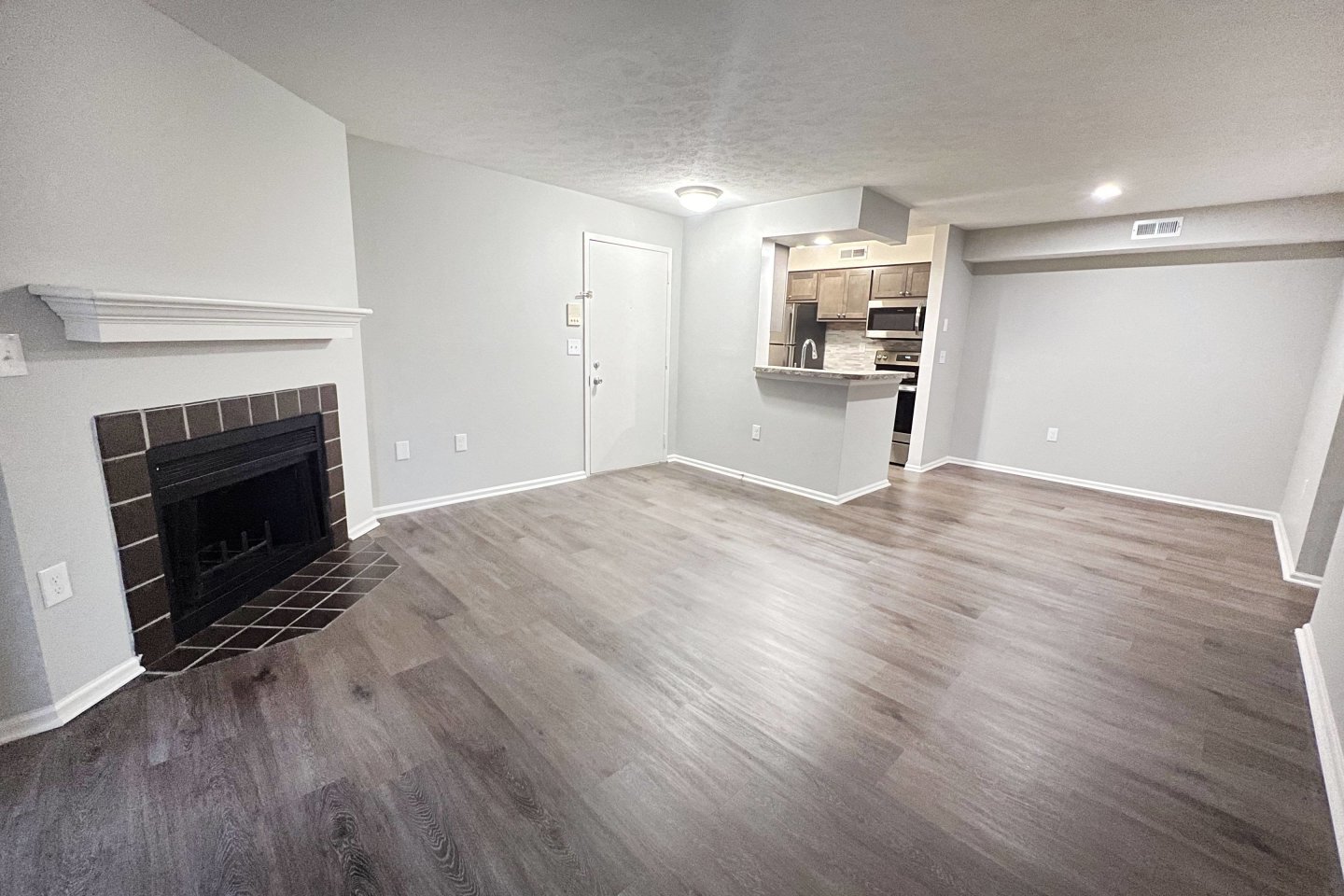 Deercross Apartments Image 76