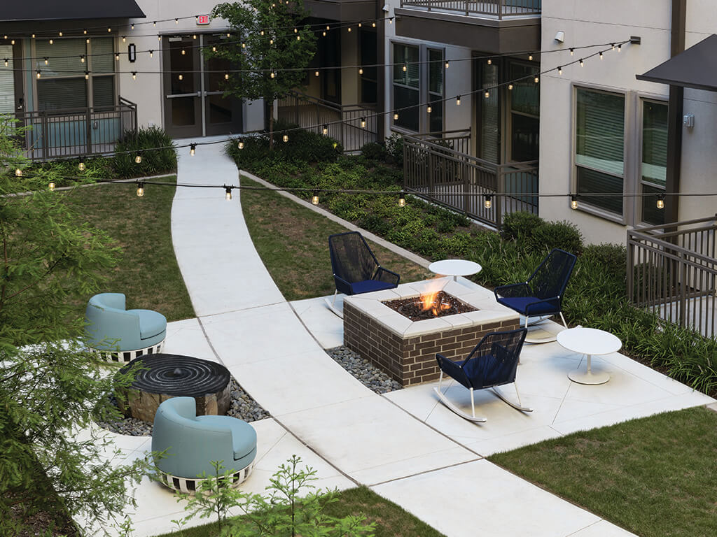 Jada Legacy Central Image 8