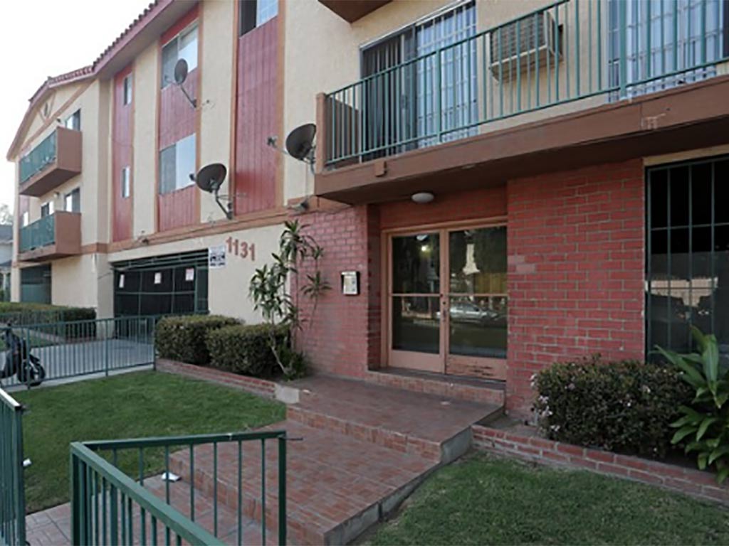1131 Elden Ave Image 3