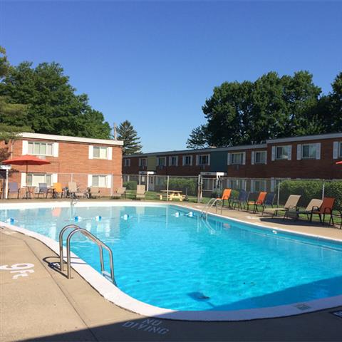 Holland Gardens Apartments Image 1