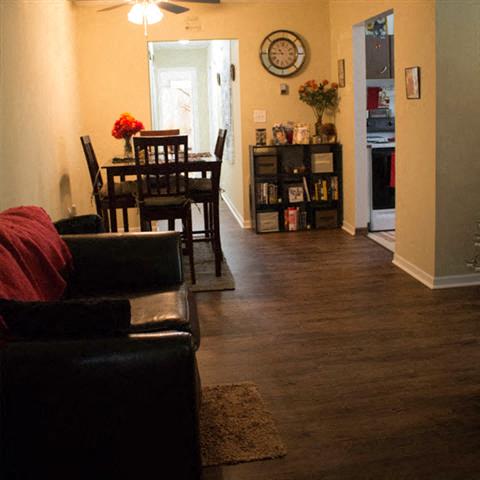 Hallwood Manor Apartments Image 17