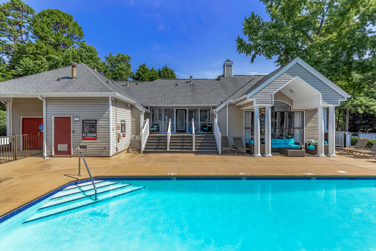 Affordable Housing -  Bridges at Mallard Creek Apartment Homes Image 8