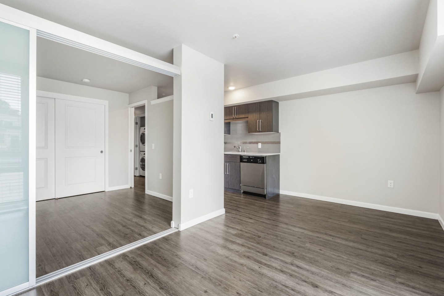 1711 Apartments Image 5