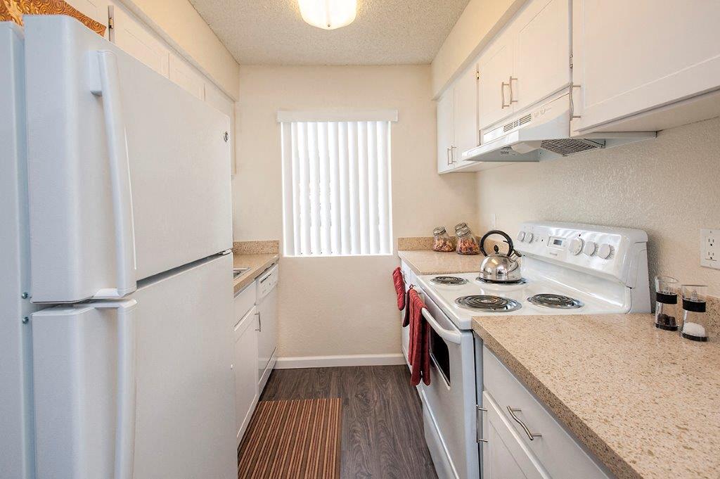 Driftwood Apartments Image 13