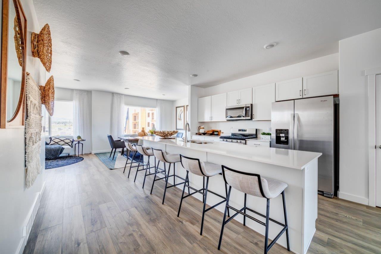 BLVD 120 Townhomes Image 3