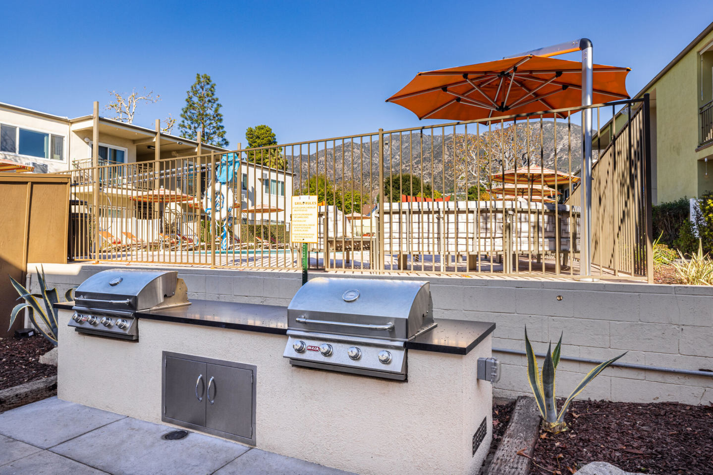 The Summit at La Crescenta Image 13