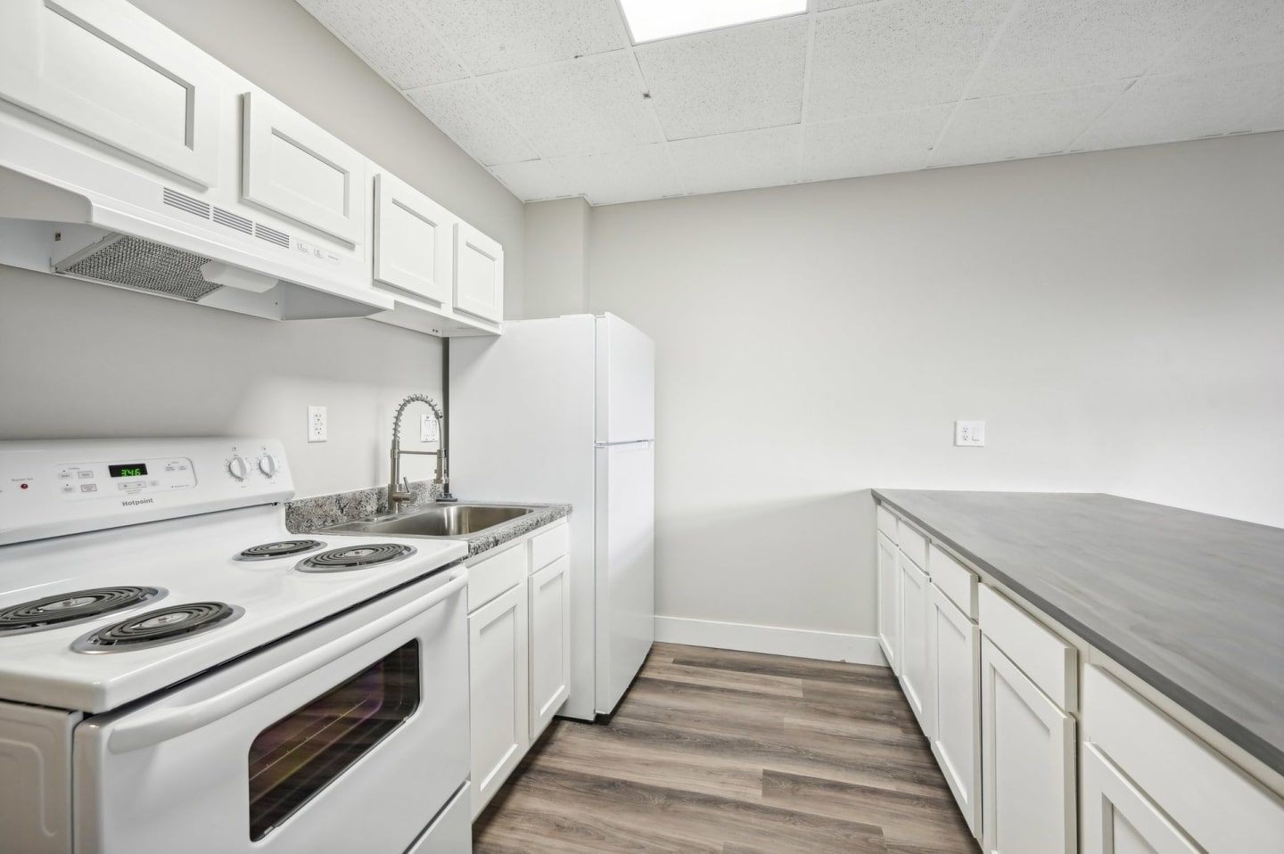 Franklin Park Apartments Image 4