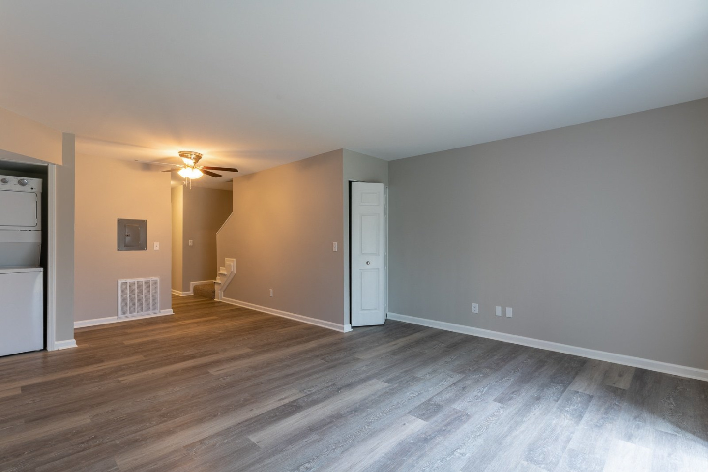 Olde Towne Apartments Image 32