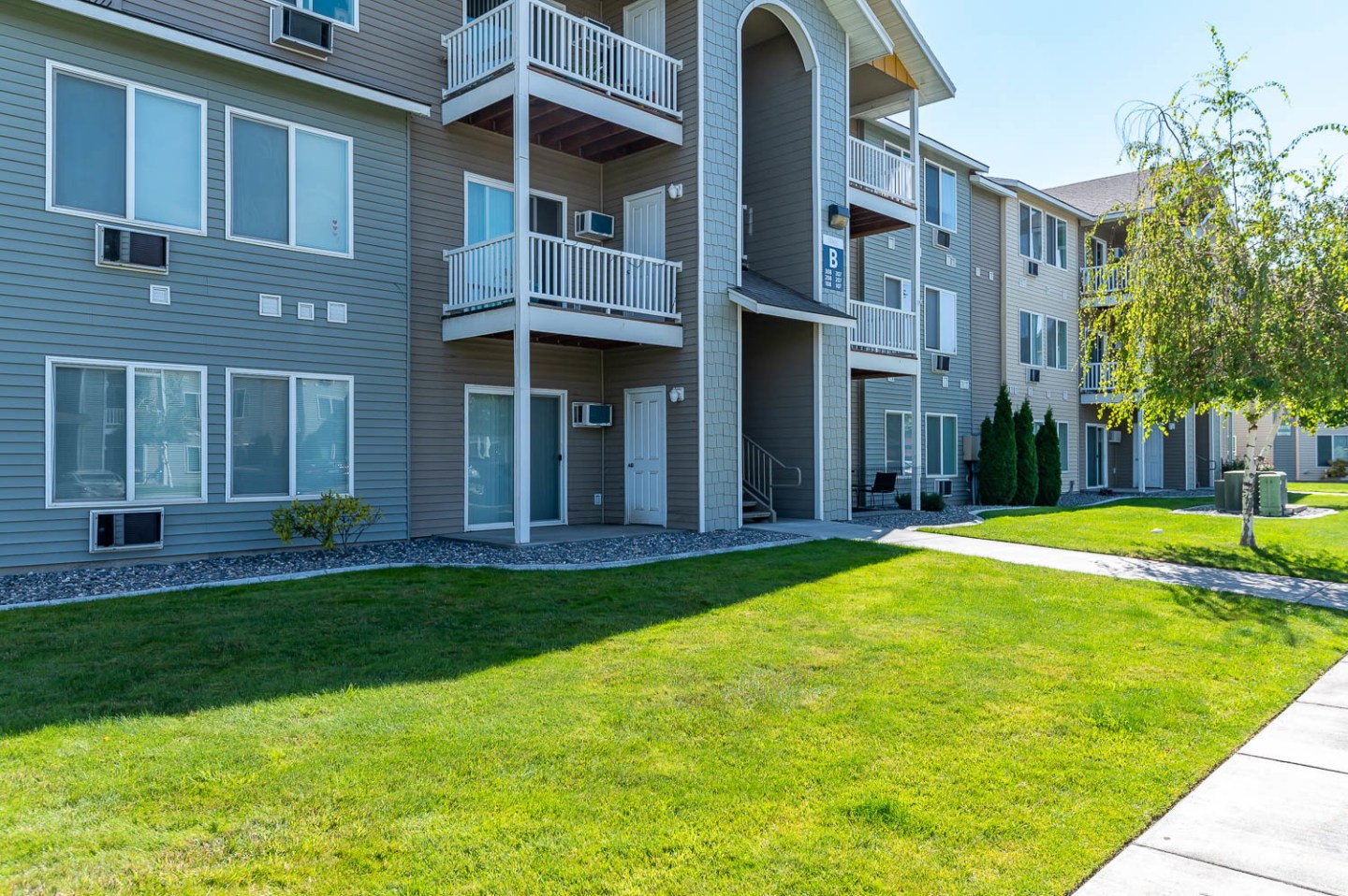 Center Pointe Apartments Image 2