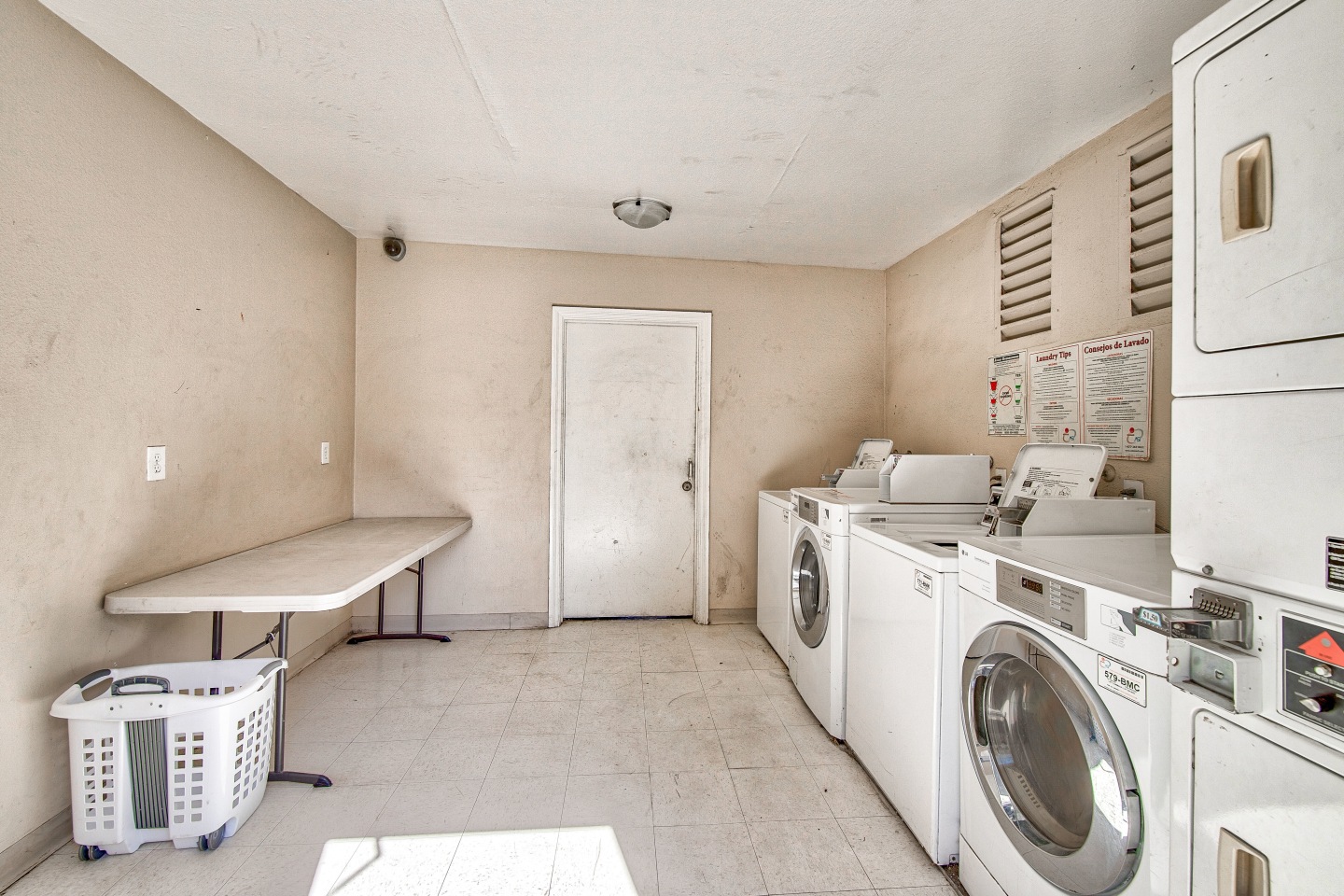 Monterey Apartments Image 34