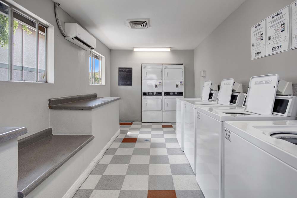 505 West Image 14