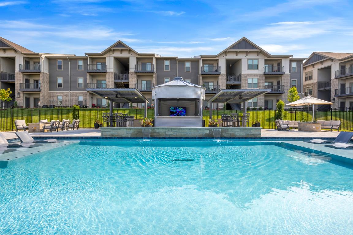 The Prairie Luxury Apartments Image 6