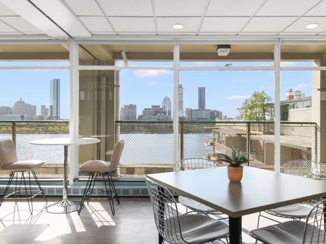 100 Memorial Drive Image 27
