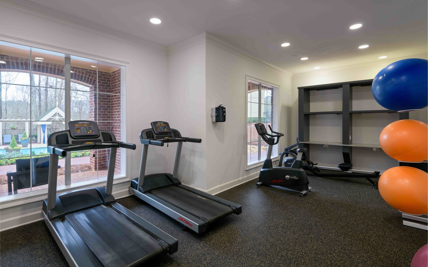 Windward Place Image 13