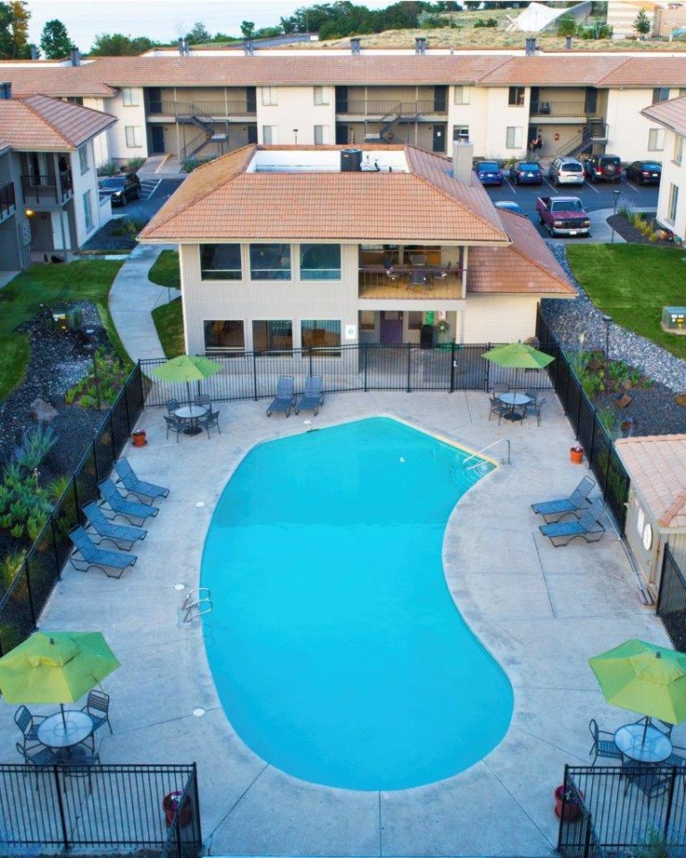 Evergreen Ridge Image 25