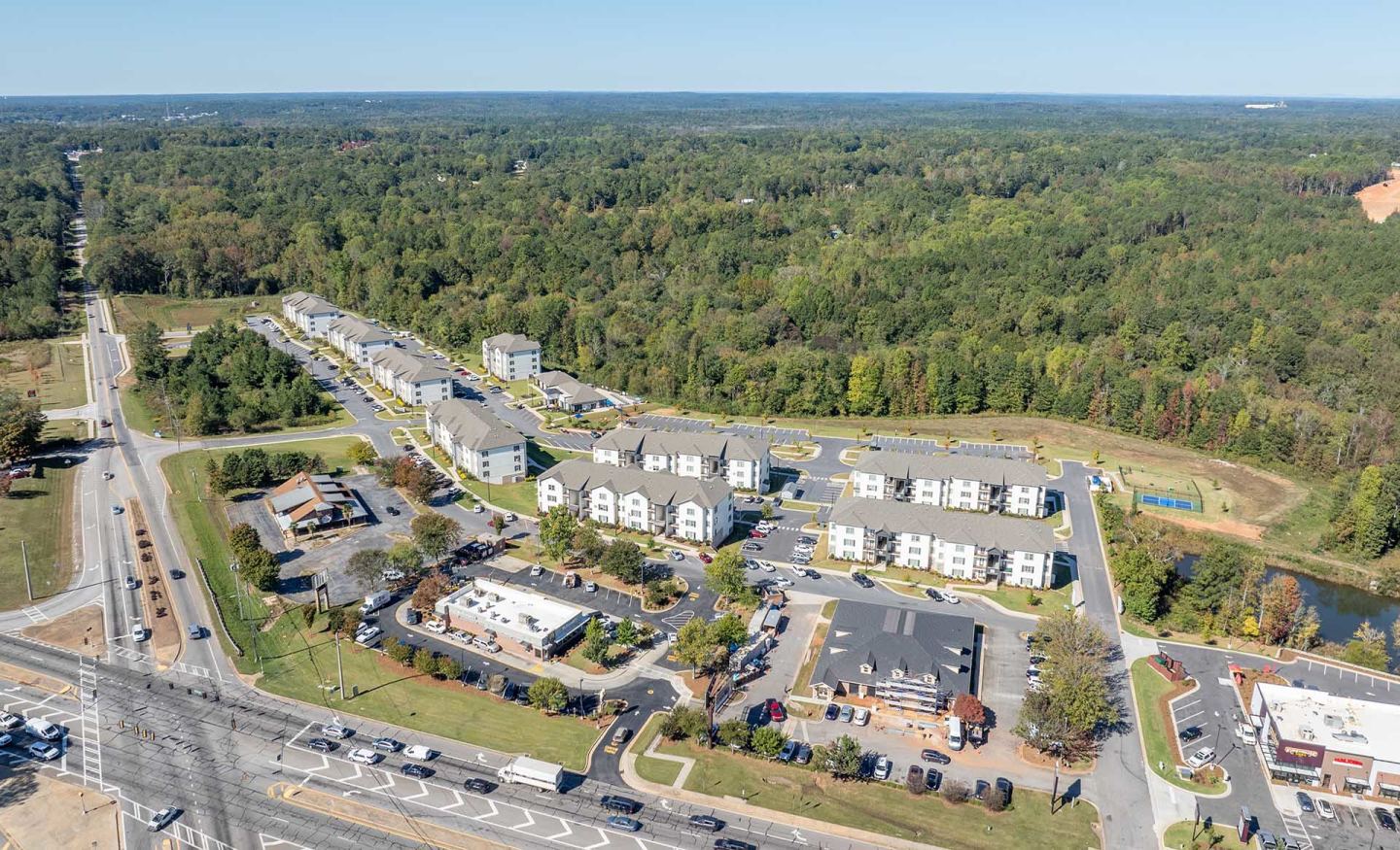 Paragon Luxury Apartments Image 32