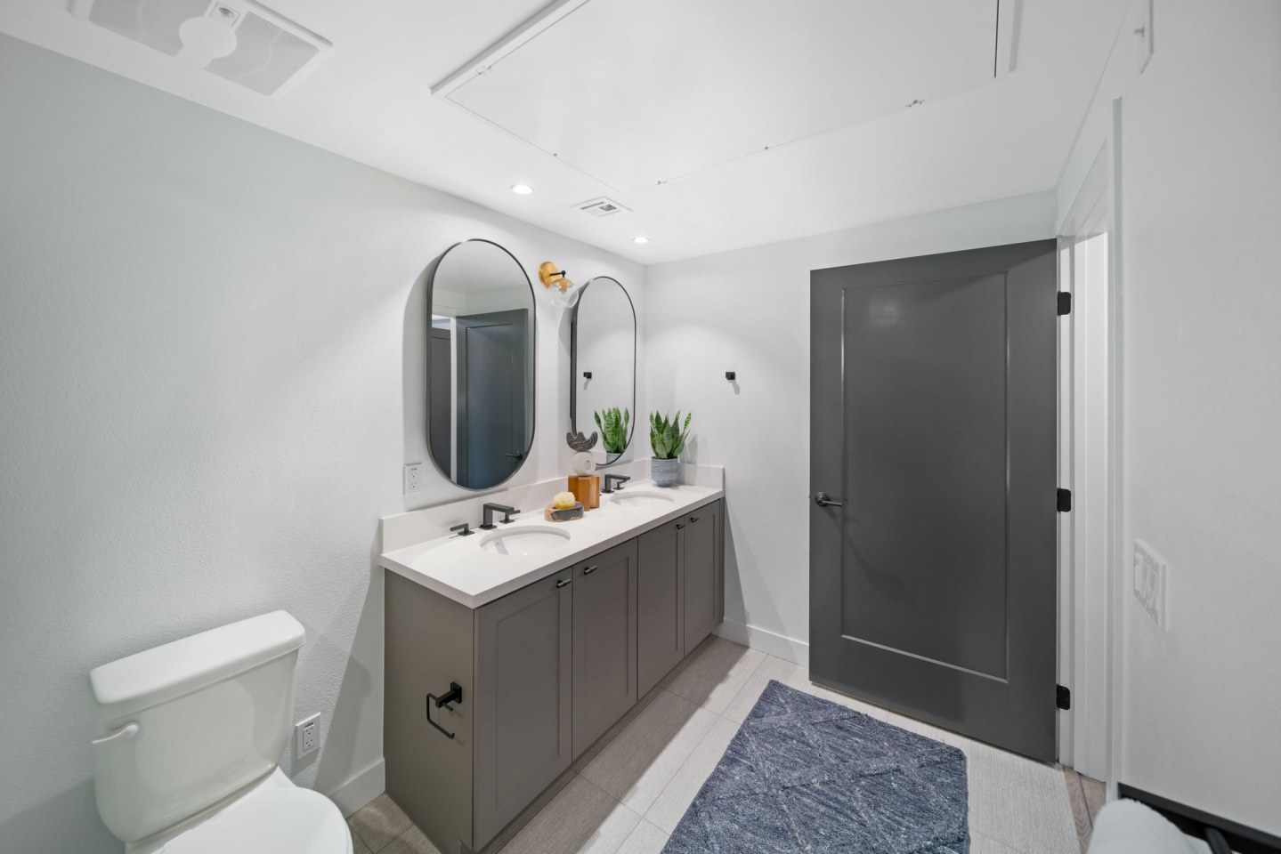 Halcyon House Image 101