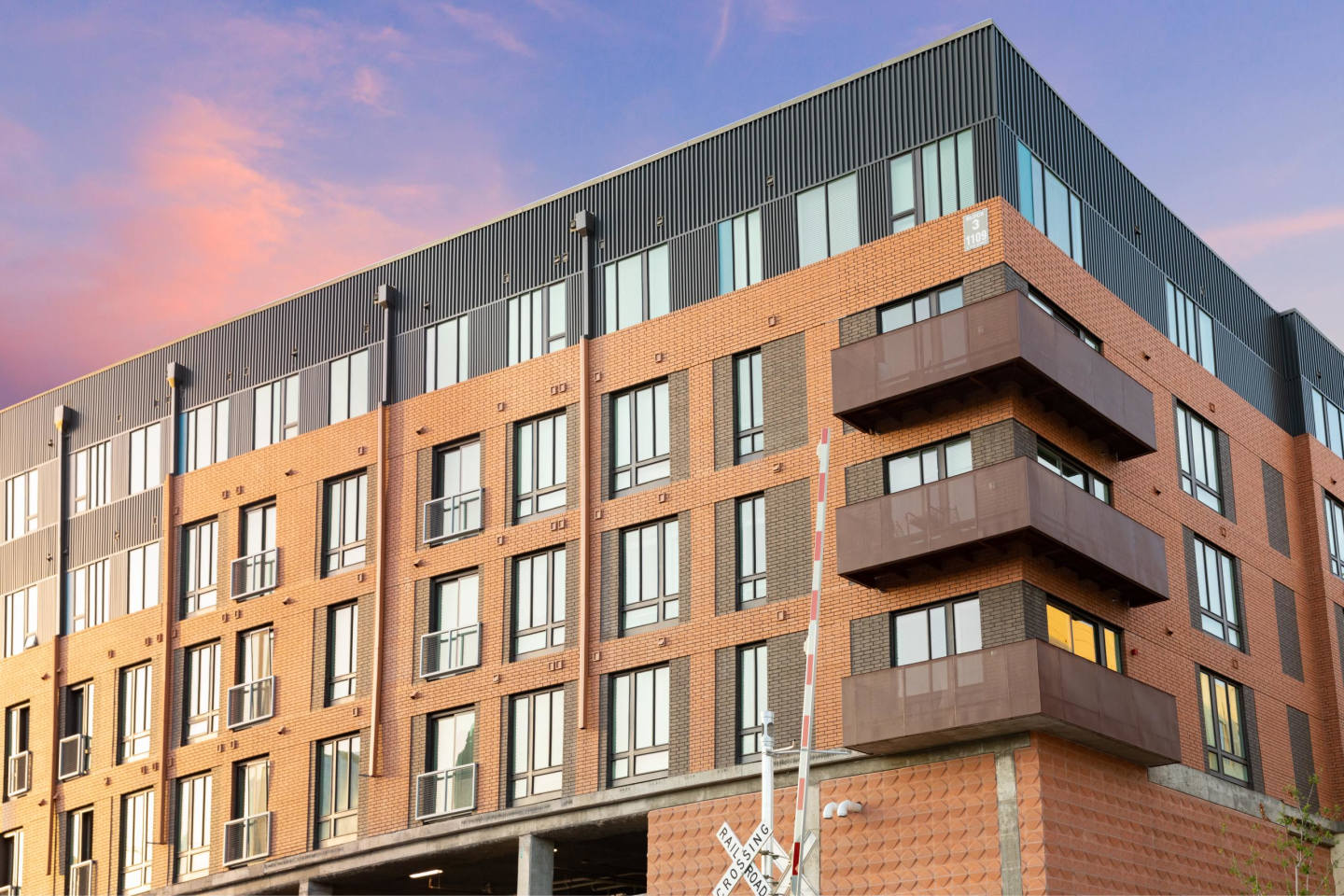 Residences At Saltillo Image 4