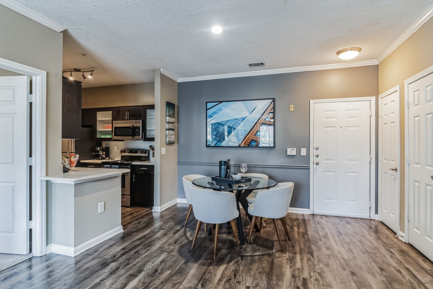 Reserve at Lenox Park Apartments Image 8