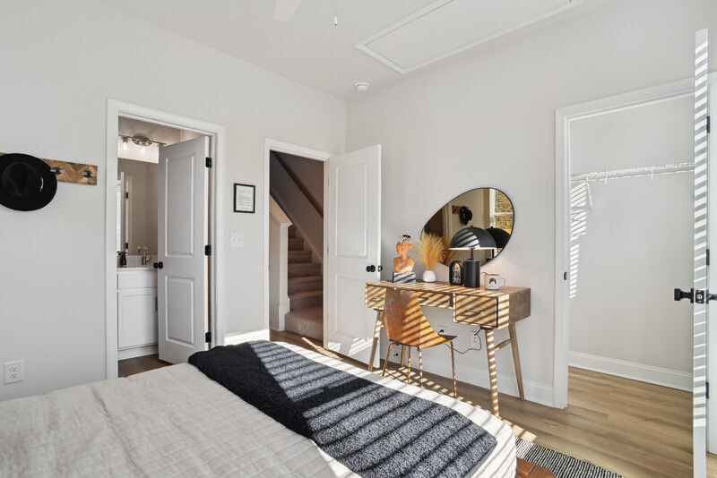 Enderly Towns Townhomes Image 11