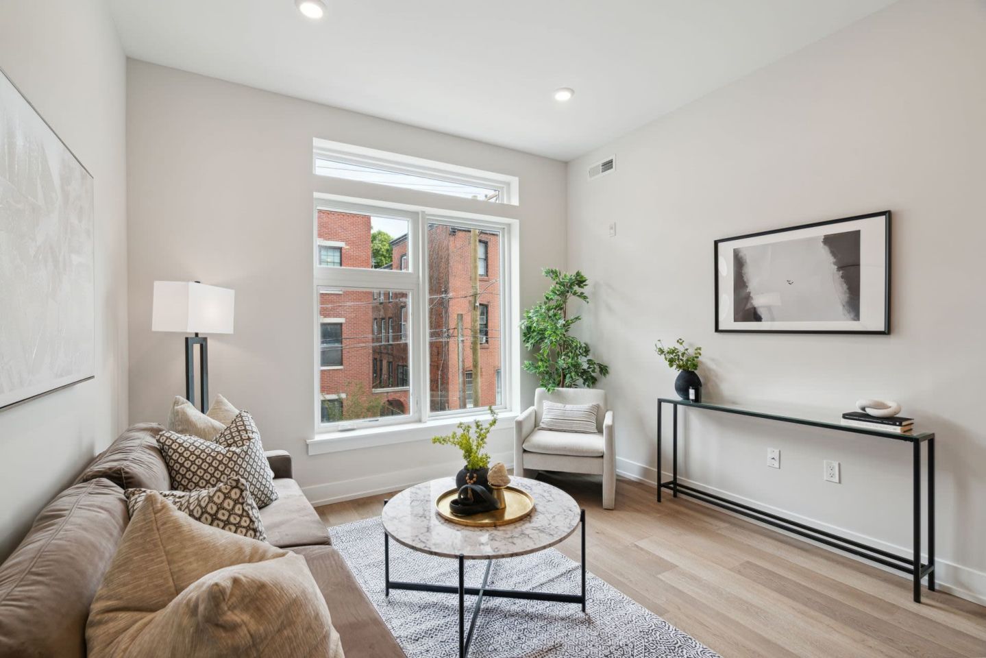 720 Thompson Street Image 48
