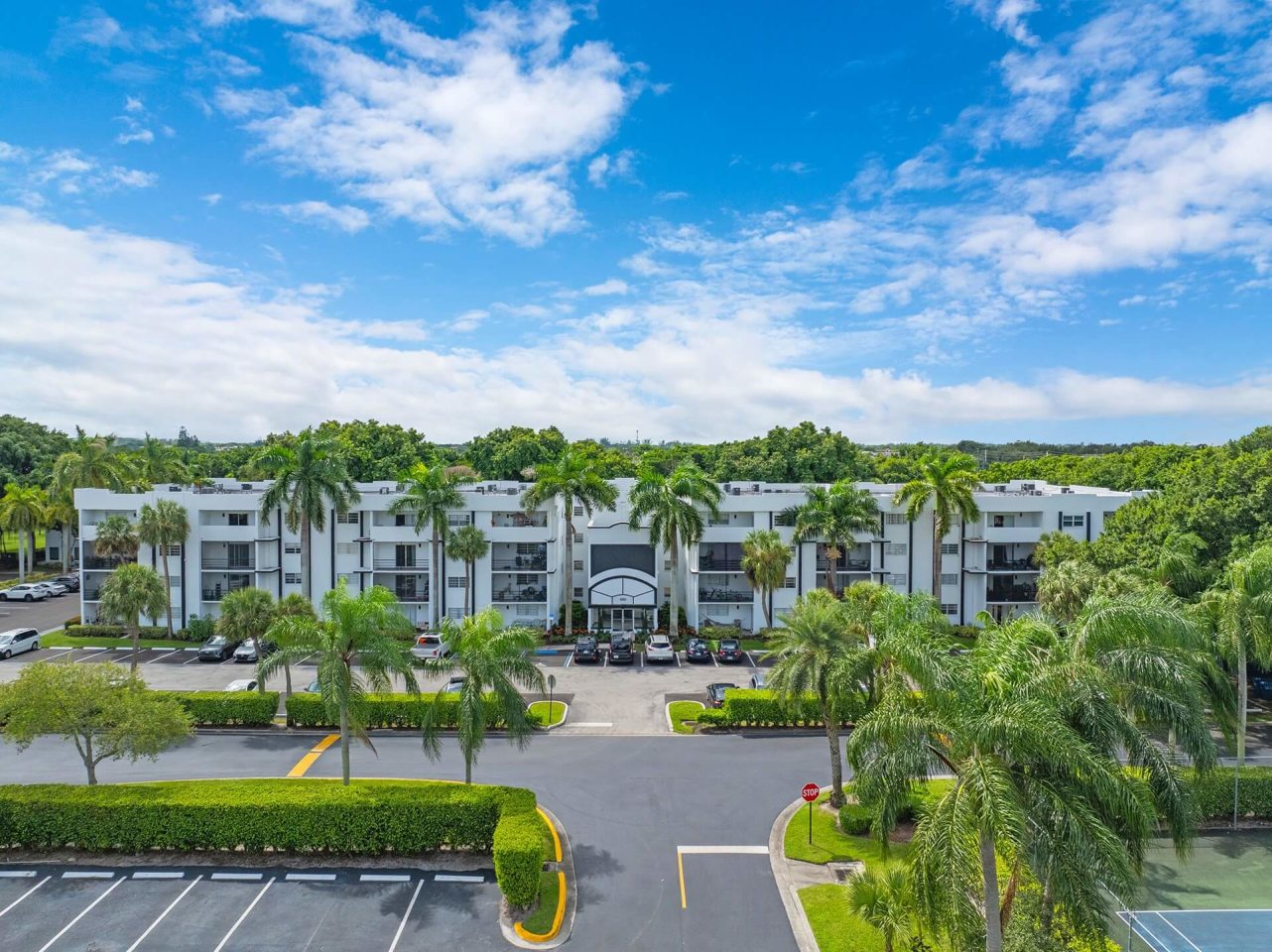 The Luxe at Boca Image 24