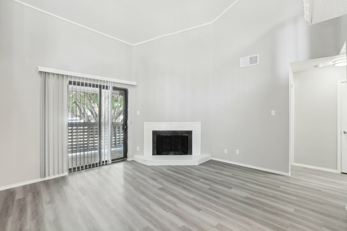 Avalon Villas Image 19