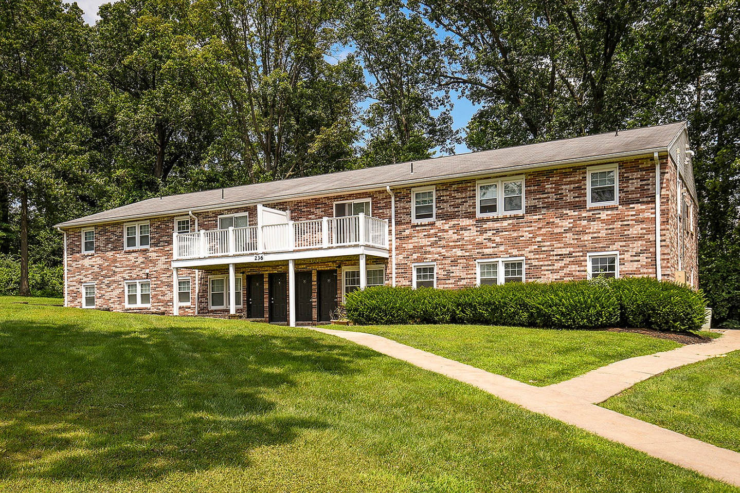 Vairo Village Image 39